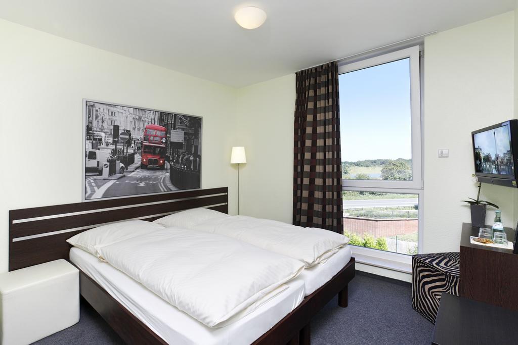 MySky Hotel Pulheim Pokoj fotografie